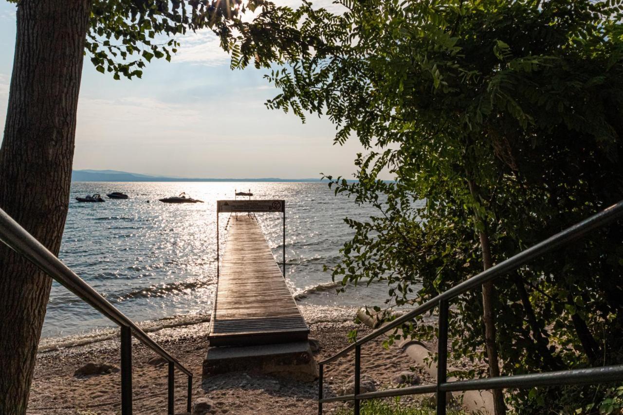 Camping Zocco Manerba del Garda Kültér fotó