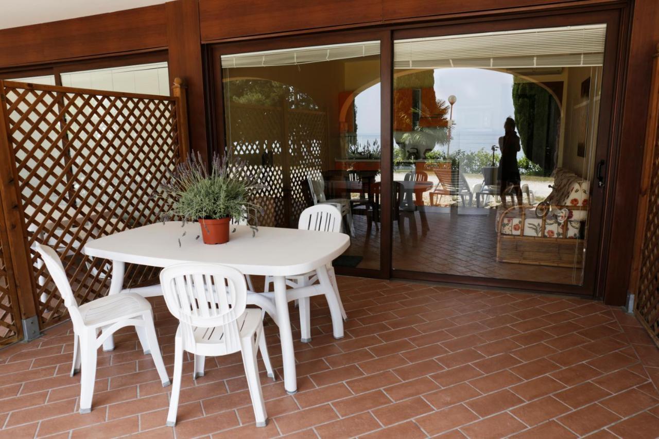 Camping Zocco Manerba del Garda Kültér fotó