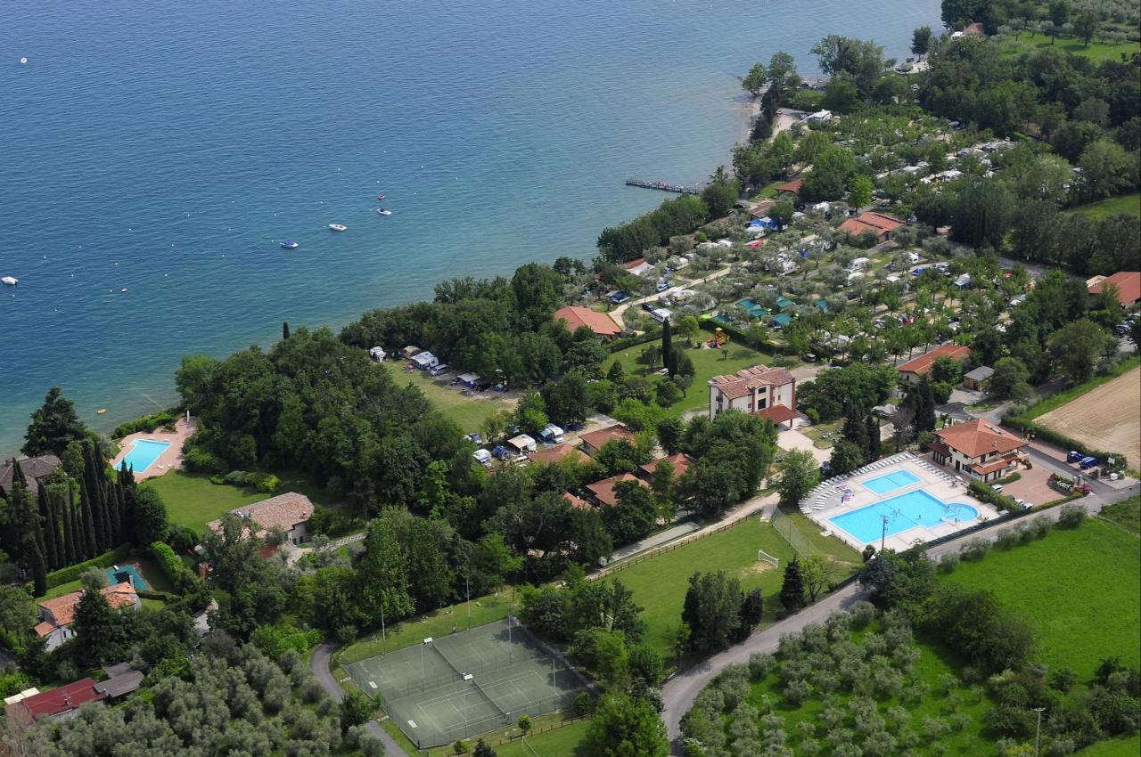Camping Zocco Manerba del Garda Kültér fotó