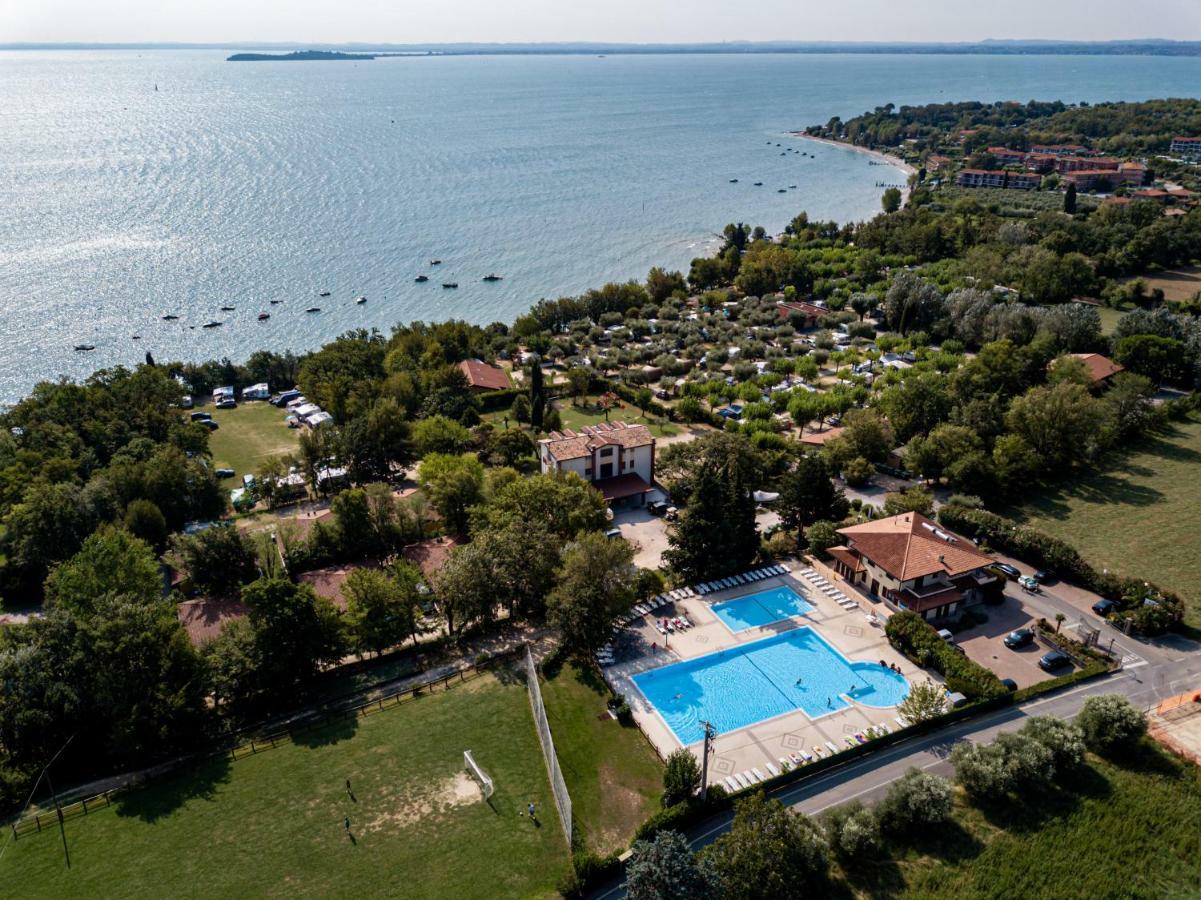 Camping Zocco Manerba del Garda Kültér fotó